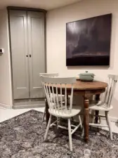 Primary Kitchen Eating Area