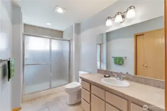 Hall 3/4 bath.