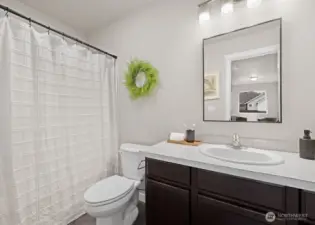 Photographs are for illustrative purposes only. Features, finishes, interior/exterior colors, landscaping and floorplan shown may vary from actual homes built