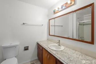 Guest bath in the hallway.