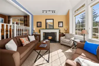 Beautiful large living room windows and vaulted ceiling for that extra tall Christmas tree