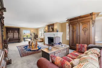Grand Living Room