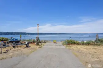 Private community boat launch