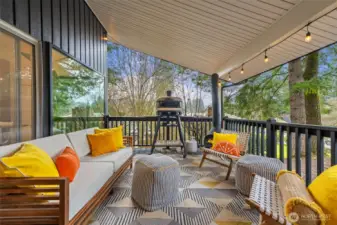 Another great place to enjoy your morning coffee or dine al fresco!