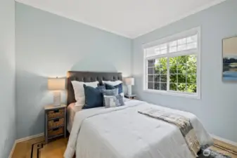 2nd bedroom