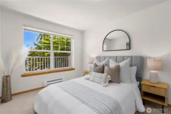 Second bedroom.