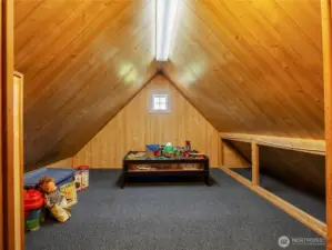 A private hidden room off of the bedroom - makes a perfect kid's play room.