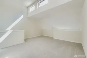 In the Primary, Possible office space, shelving..