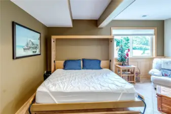 Murphy Bed