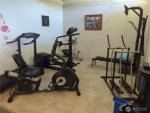 Clubhouse Exercise Rm