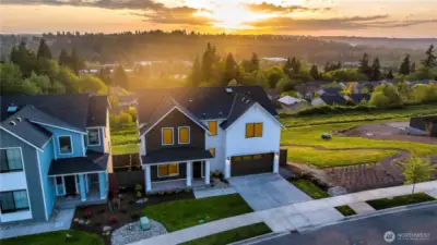 Gorgeous Sunset Views - Summit Phase II Lot 11 Plan 3569 - Beautiful 2-story home with walkout basement overlooking the valley