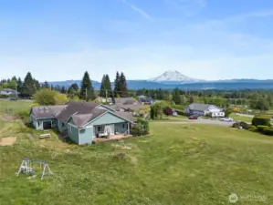 Expansive view of Mt. Rainier & surrounding foothills