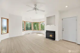 Spacious living room with gas fireplace