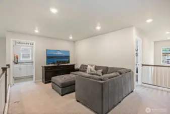 Upstairs flex space/bonus room.