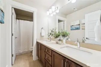 Guest full bath