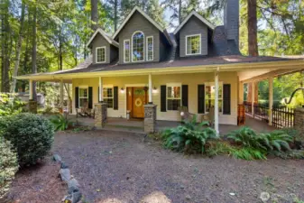 Craftsman Style Beauty with a wrapped around front porch!