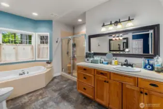 5 Piece Primary Bathroom