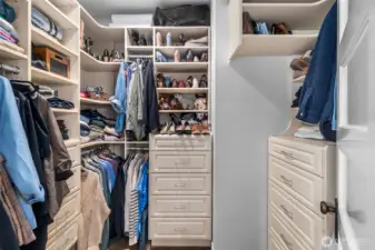 Walk-in Closet