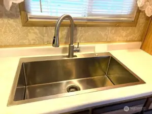 Spacious new kitchen sink