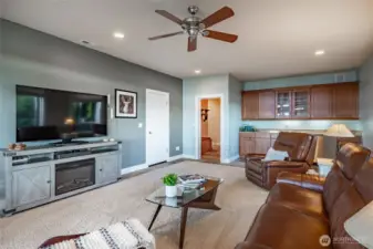 Lower level bonus room