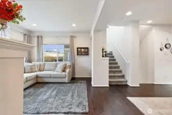 Living space to upstairs