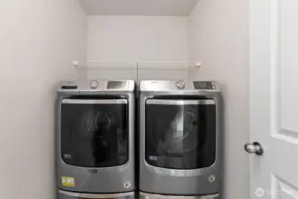 Laundry- Washer/Dryer negotiable