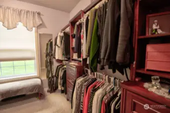 This is more that just a walk in closet, it's a dressing room.