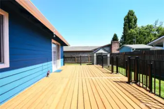 New Deck & Elegant Railing