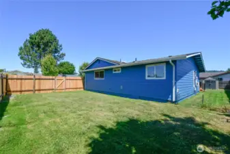 Private Fenced Side Yard