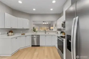 Renovated kitchen with brand new quartz countertops and appliances