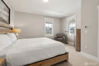 Ensuite #4 in daylight basement