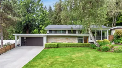 Welcome home to Sheridan Heights! 2,250 sq ft, 3 bed, 3 bath (1 full and two 3/4 baths). Plenty of room for 4 cars in the driveway and 2 in the garage. Garage door is new along with the garage door opener.