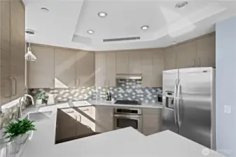Gas cooking and stainless appliances.