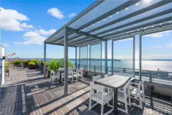 Pomerly rooftop deck.