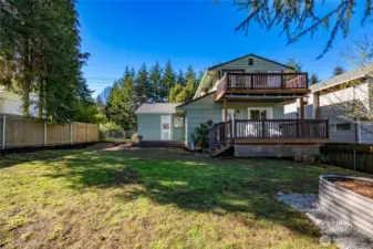 A look at the back of this full size 6,000 sq ft lot.