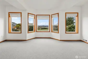 Extra finished room- could be media room or perfect for gym.