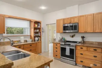 granite counters and stainless appliances