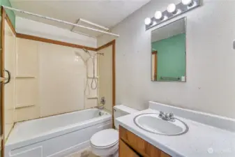 Unit B lower bathroom