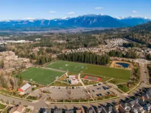 Jeanne Hansen Park is just a few blocks away!