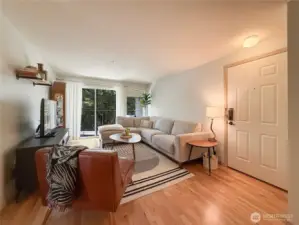 Livingroom opens to the deck