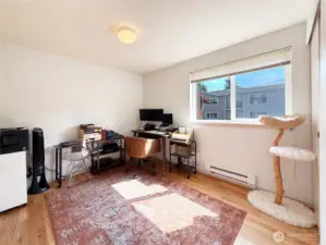 2nd bedroom with Southern facing window