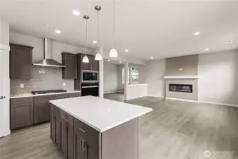 Gas cooking! Photos are for representational purposes only. Colors and finishes may differ.