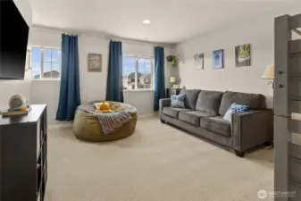 #4 Large Guest Bedroom