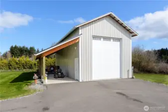 RV BARN. Dedicated 60 AMP service