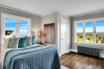 2nd of 3 upper floor bedrooms