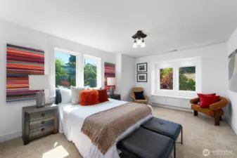 Extra large bedroom on top floor with window seating