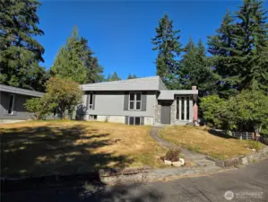 904 Seamount Dr Port Angeles WA  98363
