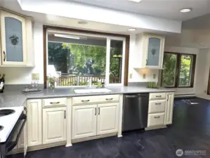 Large kitchen