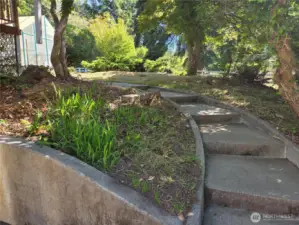 Steps from back go to back deck and green house