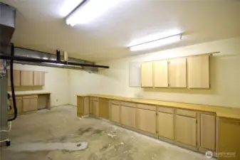 utility/work room/shop area